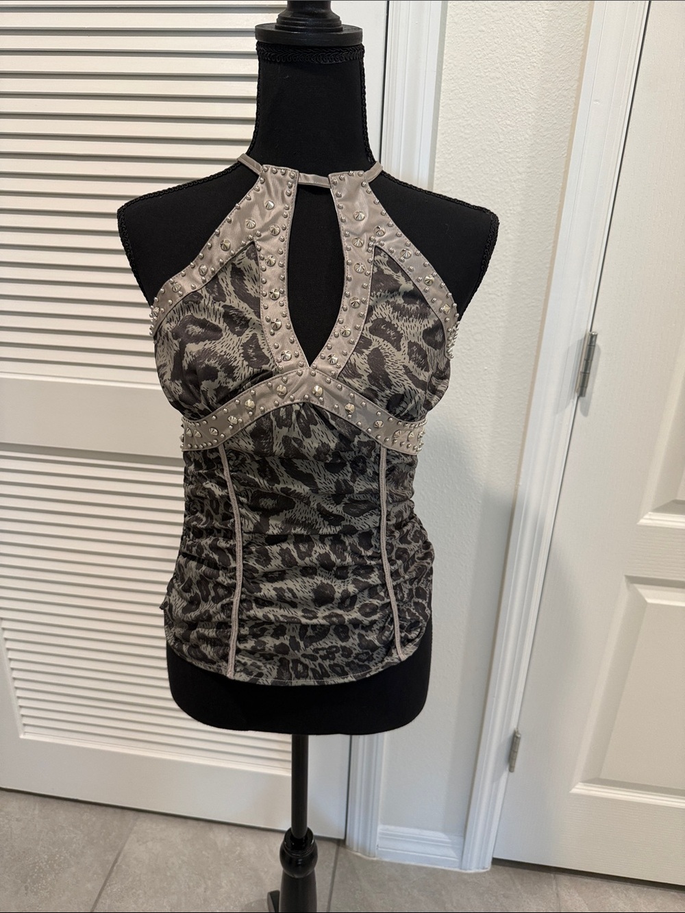 SHEIN Gray Leopard Print Studded Halter Tank Top